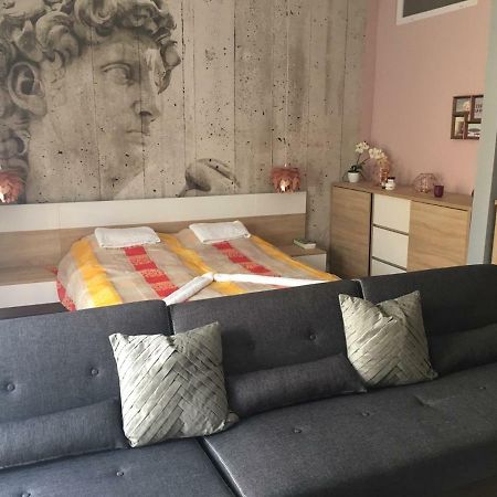 Hunyadi Apartman Szekszárd Eksteriør bilde